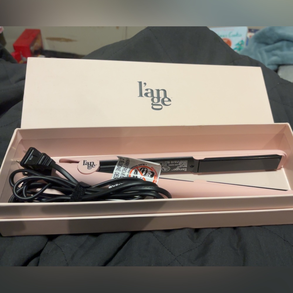 L'ange Pink Hair Straightener 

Never used